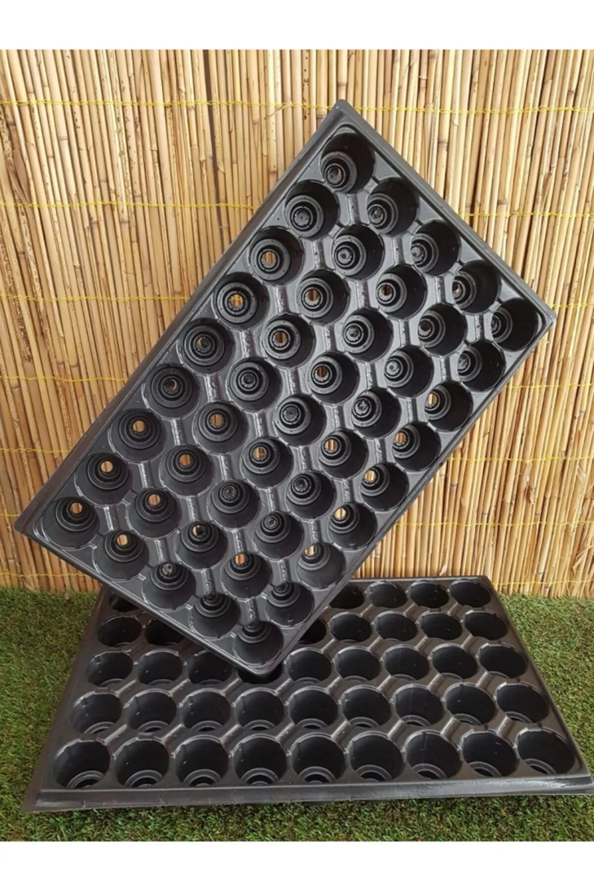 3 Adet 45 Gözlü Fide Viyolleri Ağız Çapı 5 cm Derinlik 5 cm Dış Ebat: 52x32 cm